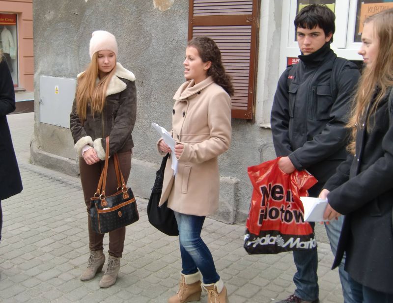Während die Stadtführung durch Tarnów für einige polnischen Schüler ein echter Test ihrer Deutschkenntnisse ist…