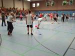 Ein hochdramatisches Völkerballspiel Lehrer - Schüler