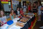 Der Kuchenstand der 7b in voller Pracht.