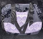 ... und eine Tasche. Diese sind nicht nur sehr nützlich, sondern auch noch schön verziert.