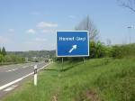 Hier von der Autobahn abfahren